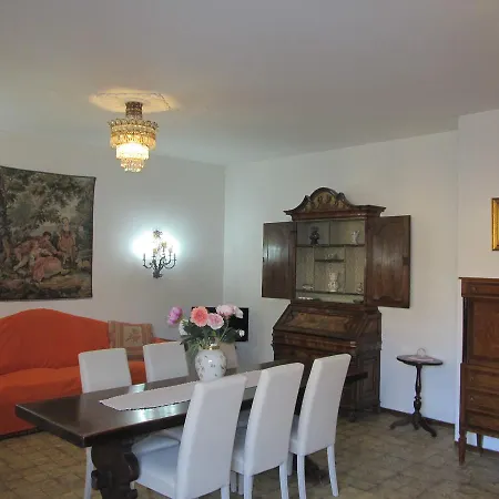 Couette-café Welcome To My House